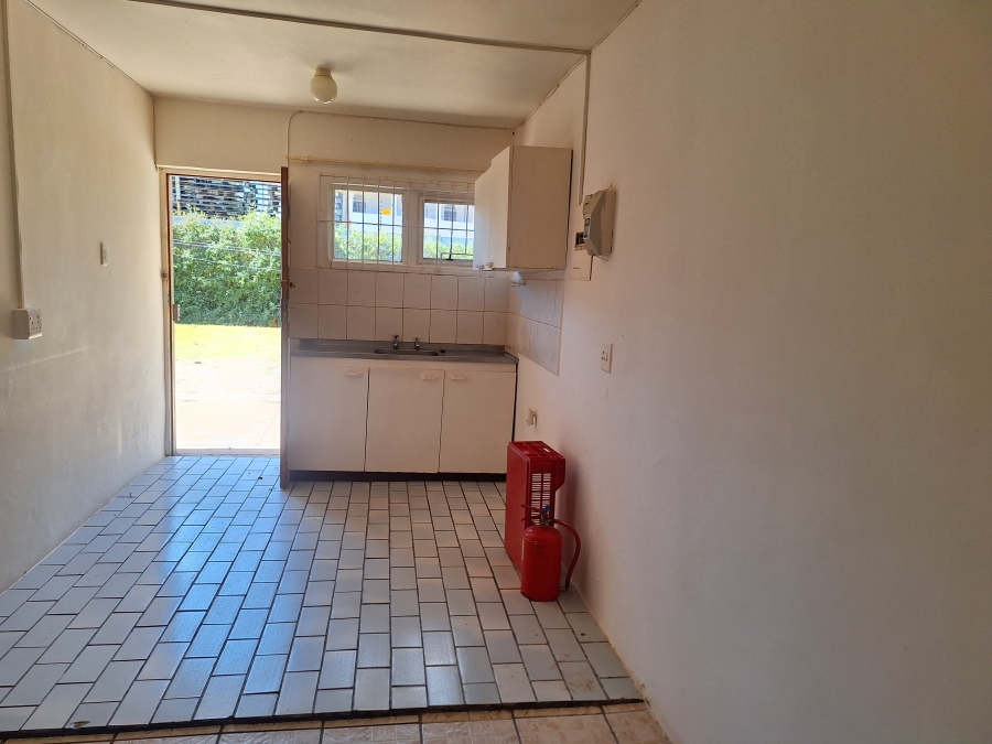 8 Bedroom Property for Sale in Retief Eastern Cape